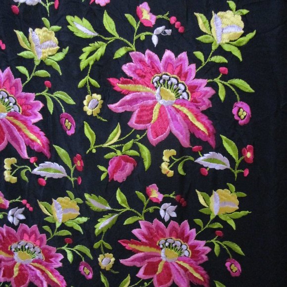 1920s Knotted Fringe Silk Shawl Piano Scarf Black Fuchsia Pink Flowers - Picture 9 of 10